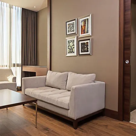 Sheraton Grand Atasehir 5* Istanboel
