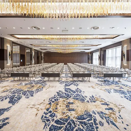 ホテル Sheraton Grand Atasehir 5*