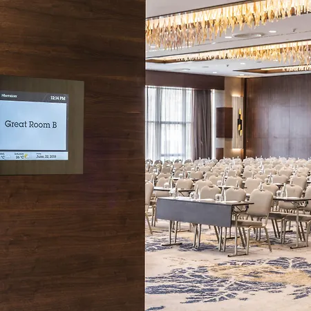 Sheraton Grand Atasehir ホテル