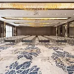 Sheraton Grand Atasehir 5*